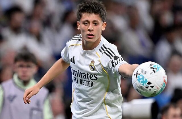 Arda Güler’den 1000 öğrenciye sürpriz! Beğeni yağıyor