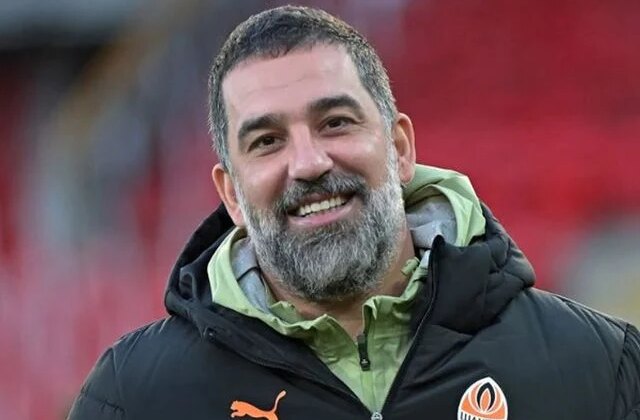 Arda Turan’ın çalıştırdığı Shakhtar Donetsk, Konferans Ligi’nde yarı finale yükseldi