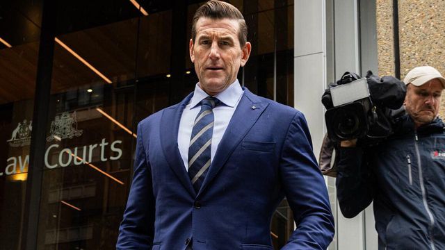 Avustralya’nın en çok madalyalı eski askeri Afganistan’da savaş suçu işlediği iddiasıyla gözaltına alındı