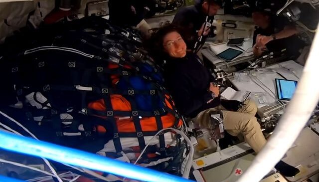 Ay yolunda tatlı sürpriz: Artemis II rekora koşarken kadraja Nutella girdi