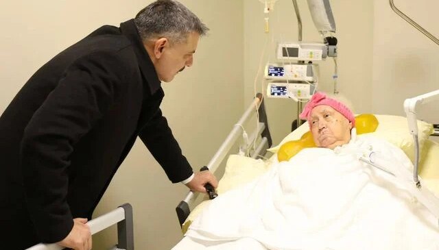 Bakan Çiftçi acı haberi duyurdu: Ayşe öğretmen vefat etti