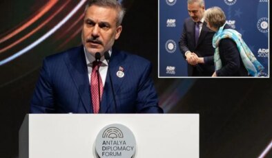 Bakan Fidan’dan Antalya Diplomasi Forumu’nda önemli mesajlar! İngiliz mevkidaşıyla da görüştü