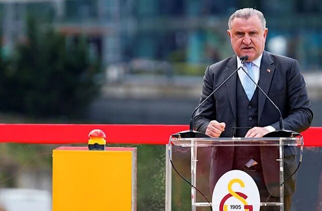 Bakan Osman Aşkın Bak, ‘Şampiyon Cimbom’ sözlerine açıklık getirdi
