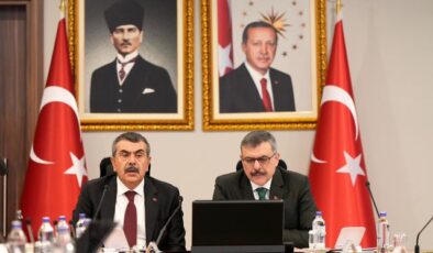 İçişleri ve Milli Eğitim bakanları okullarda güvenlik toplantısı yaptı