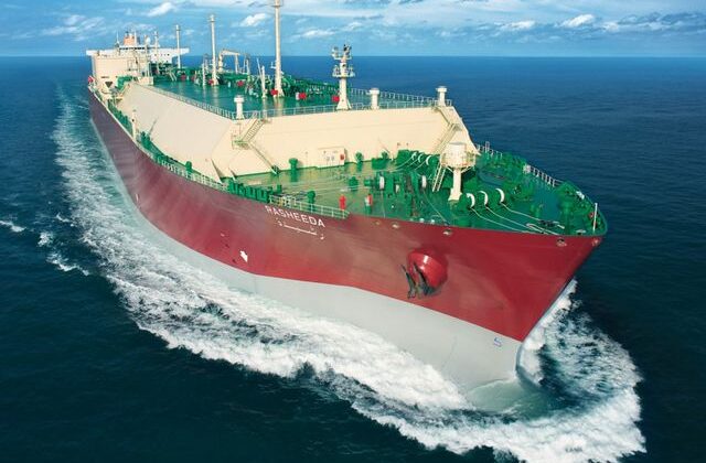 Beklenen olmadı! Doğal gaz yüklü 2 gemi Hürmüz Boğazı’ndan geri döndü