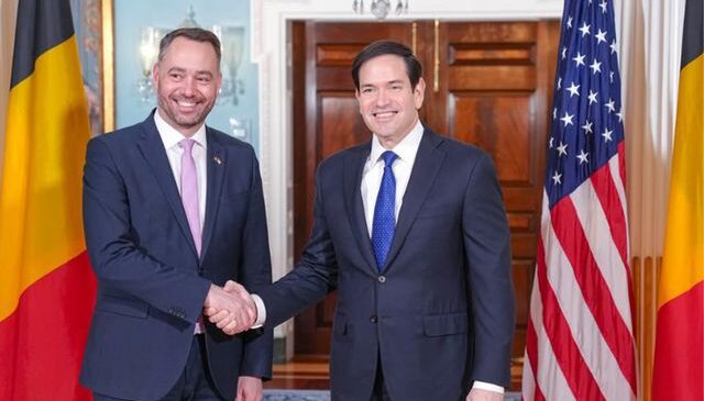 Belçika, ABD ve İsrail uçaklarına hava sahasını kapatmıyor