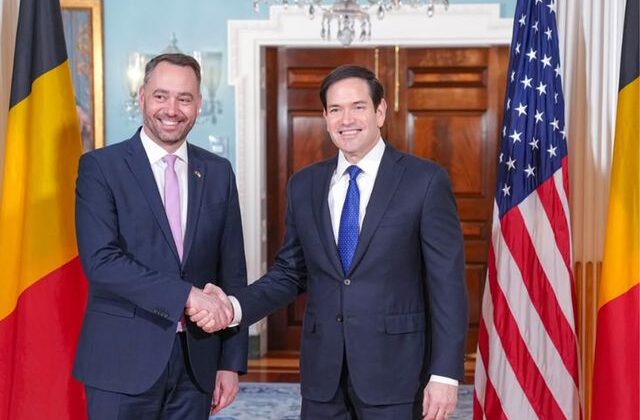 Belçika, ABD ve İsrail uçaklarına hava sahasını kapatmıyor