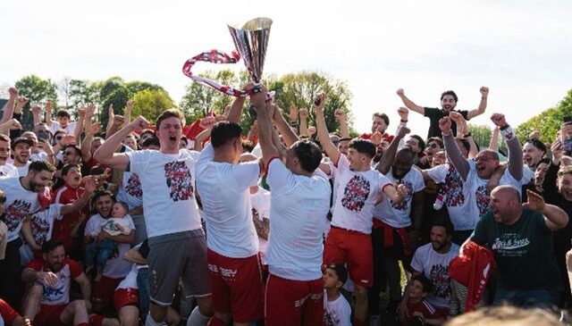 Belçika’da ilk kez bir Türk takımı şampiyon oldu