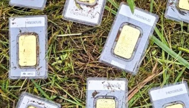 Belediye çalışanı külçe külçe altın buldu! Sahibi çıkmazsa halka dağıtılacak