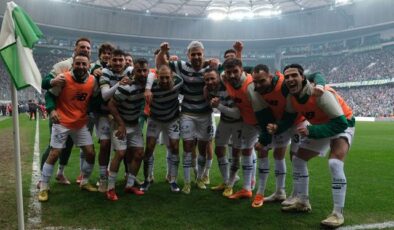 Belki de şampiyonluk mücadelesi! Bursaspor’un maçını oynayacağı stat değişti