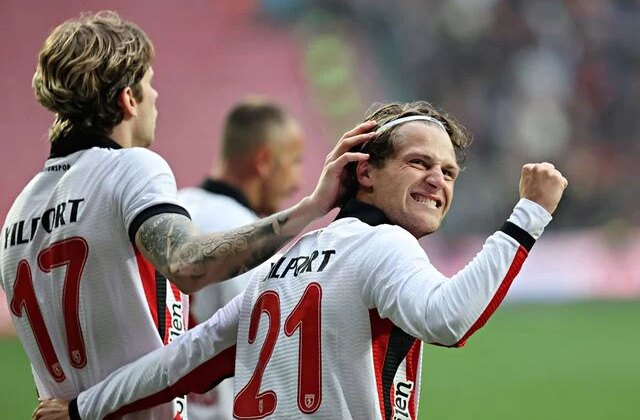 Beşiktaş, Samsun’da 5 dakikada darmadağın oldu