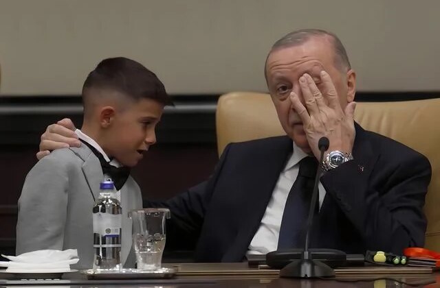 Beştepe’de duygu fırtınası: Cumhurbaşkanı Erdoğan gözyaşlarını tutamadı