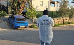 İşten dönen kadına evinin bahçesinde bıçaklı saldırı