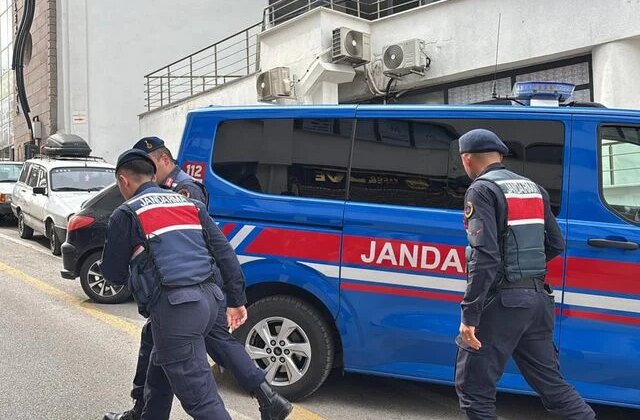 Bolu’daki rüşvet operasyonunda 2 şüpheli tutuklandı