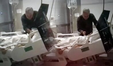 Böyle evlat olmaz olsun! Hasta yatağındaki babasını böyle darp etti