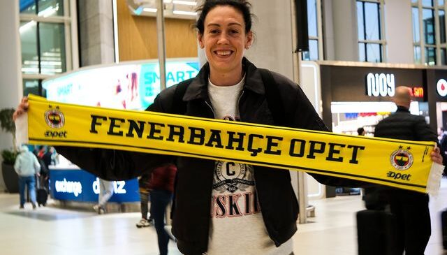 Breanna Stewart Fenerbahçe için yeniden İstanbul’da
