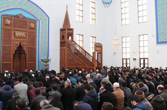 Bu haftaki cuma hutbesinin konusu “birlik ve beraberlik” olacak