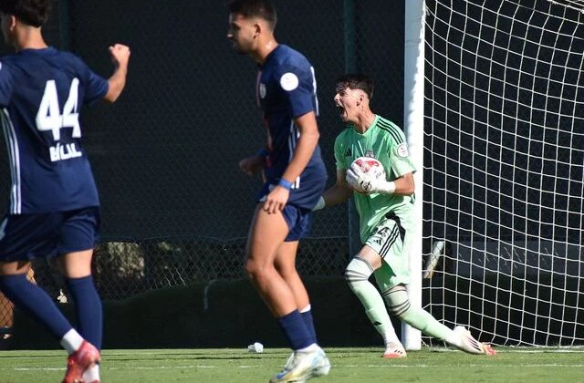 Bu kaleciye penaltıdan gol atmak imkansız! Duyanları şoke edecek istatistik