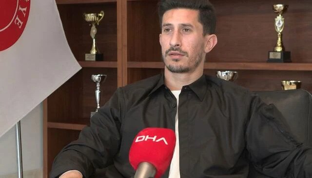 Burak Öksüz depremde yaşadıklarını 3 yıl sonra anlattı: Oturduğum bina…