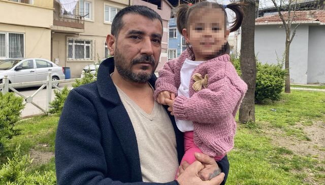 Parktan topladıkları bitki az kalsın minik çocuğun canına mal oluyordu