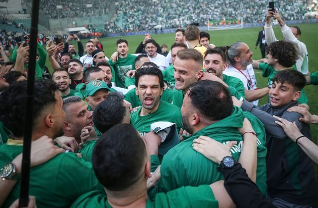 Bursaspor, profesyonel liglerin tamamında şampiyon olan ilk takım oldu