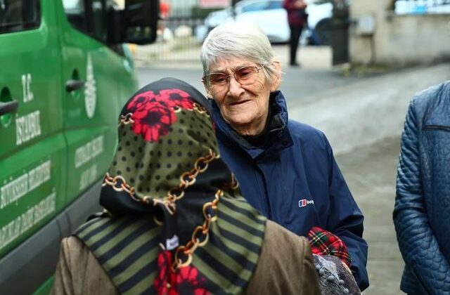 Canan Karatay eşinin vefatından sonra yaşadığı acıyı anlattı: Üzüntüden dişlerim döküldü
