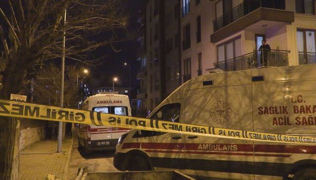 Aile içi katliam! Annesi ve ağabeylerine kurşun yağdırdı