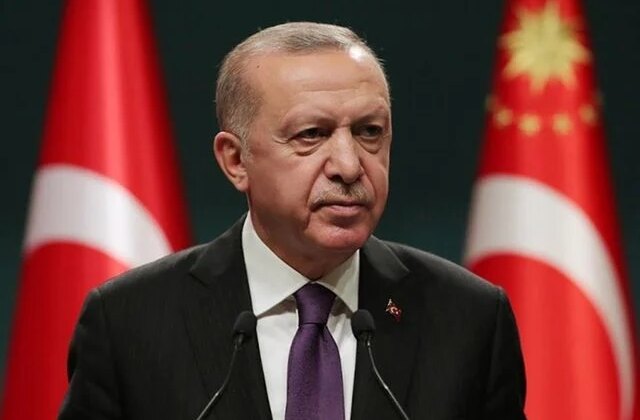 Cumhurbaşkanı Erdoğan, Turgut Özal’ı vefat yıl dönümünde andı