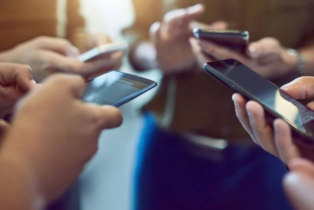 denizli de asilsiz paylasimlar yapan 2 supheli gozaltina alindi 19757134 4538 o