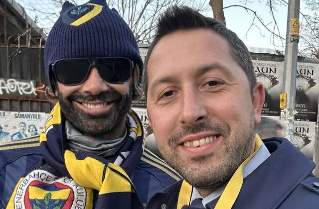 Derbiye bu şekilde geldi! Kim olduğunu tahmin edemezsiniz