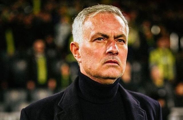 Derbiyi 90+3’te kazanan Mourinho yine yaptı yapacağını