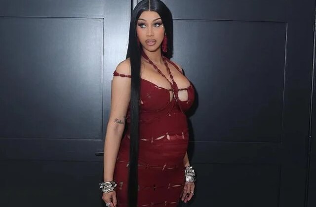 Dünyaca ünlü rapçiden Türkçe şarkı sürprizi! 164 milyon takipçisiyle paylaştı