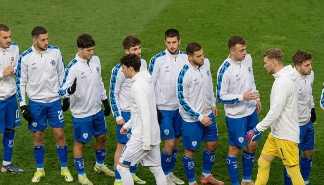 Dünyada ses getiren protesto! İsrailli oyuncuların elini sıkmadılar