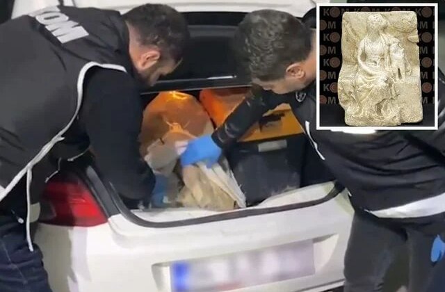 Edirne’de yurt dışına kaçırılmak istenen 2 bin yıllık heykel ele geçirildi