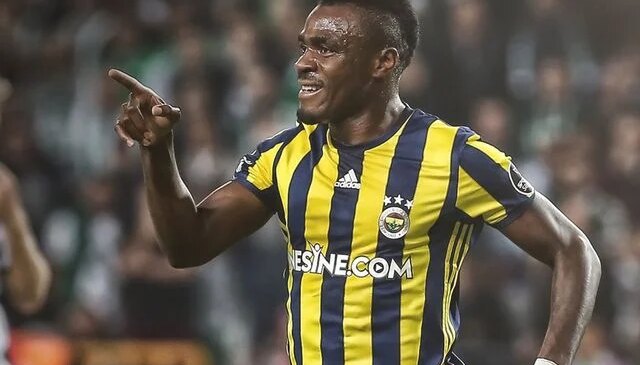 Emenike, Aziz Yıldırım’a olan sevgisini yeniden hatırlattı