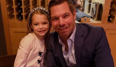 Tacizle suçlanan ABD’li Vekil Eric Swalwell istifa kararı aldı