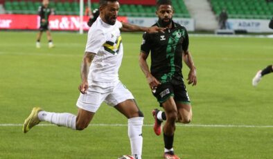 Esenler Erokspor kazandı, Sakaryaspor 1. Lig’e veda etti