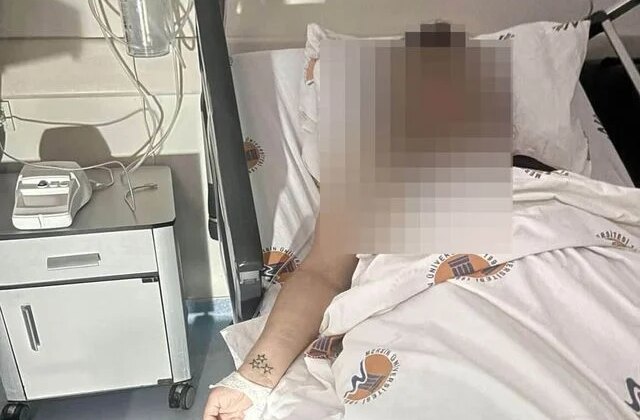 Ara sokağa çekip şarj kablosuyla boğmaya çalışıp defalarca bıçakladı