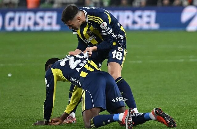 Kadıköy’de hüsran! Fenerbahçe, 10 kişi kalan Çaykur Rizespor karşısında 90+8’de yıkıldı