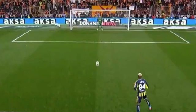 Fenerbahçe, Galatasaray karşısında penaltı vuruşundan yararlanamadı