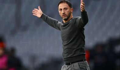Fenerbahçe taraftarından Domenico Tedesco’ya istifa çağrısı