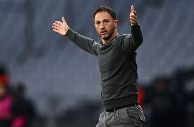 Fenerbahçe taraftarından Domenico Tedesco’ya istifa çağrısı