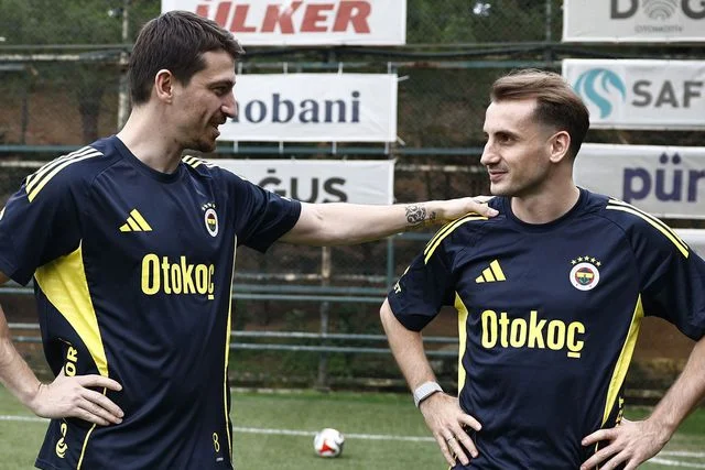 fenerbahcede besiktas derbisi oncesi buyuk surpriz e0205451e8 o