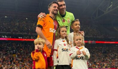 Galatasaray’da eski kaptanlar Muslera ve Mertens dümene geçti