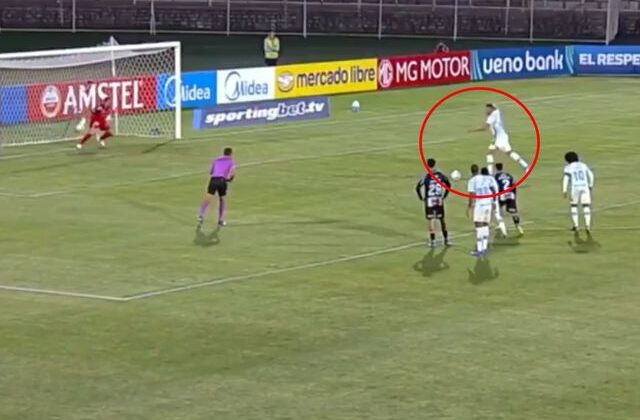 Galatasaray’ın eski yıldızı 6 dakikada 3 penaltı kaçırdı