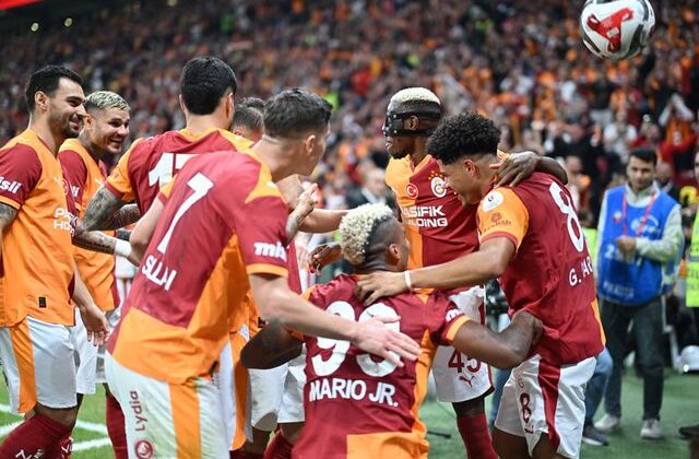 Galatasaray’ın kamp kadrosunda beklenmedik sürpriz