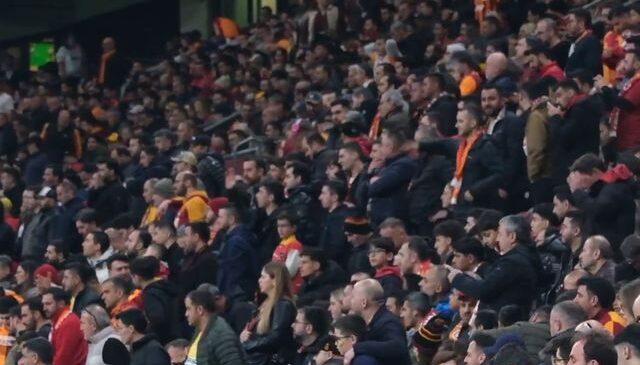 Galatasaraylı taraftar, stattaki ıslığın dijital ıslık olduğunu iddia etti