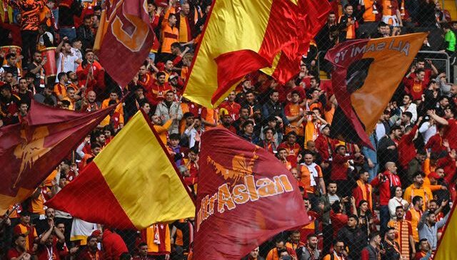 Galatasaraylı yıldız puan kaybedilen maç sonrası gülerek paylaşım yaptı! Taraftar ateş püskürüyor