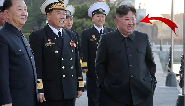 Gemiden atılan füze testini izleyen Kim’in keyifli anları dikkat çekti