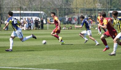 Günün ilk derbisinde kazanan belli oldu